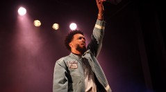 Avec Dooinit, « Bouge tes cheveux » !