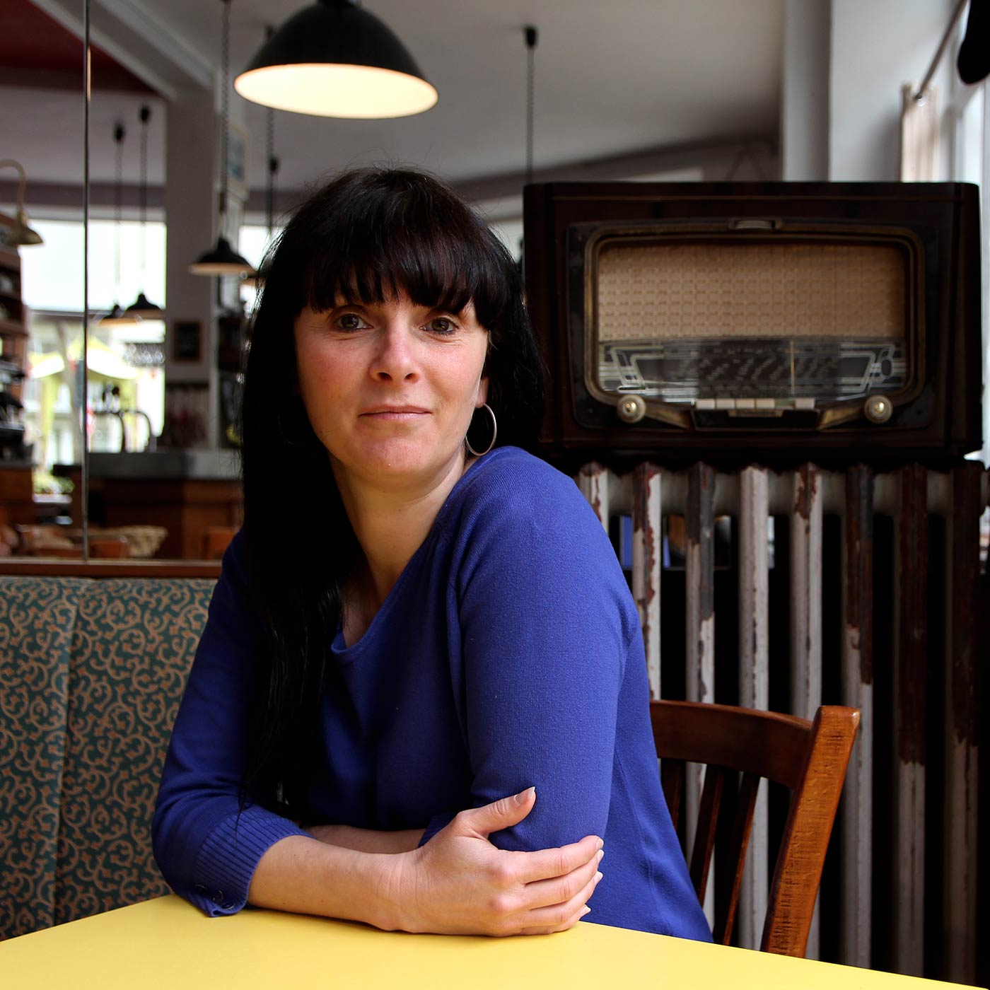 These Days : Catherine, attachée musicale